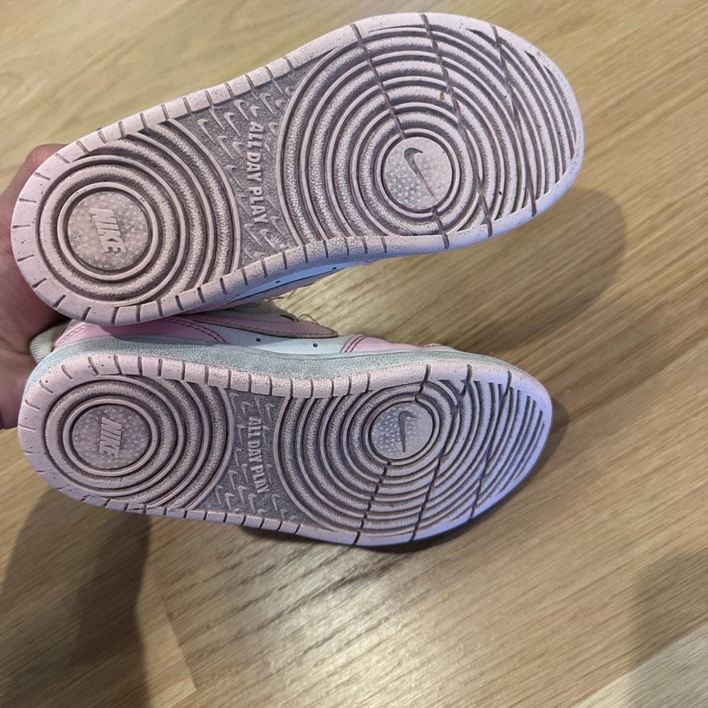 Toddler girls Nike sneakers - Picture 7 of 7